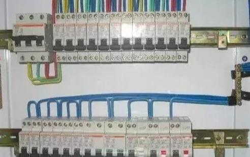 配电箱设计走线规范详解 安全、整洁与高效的基石